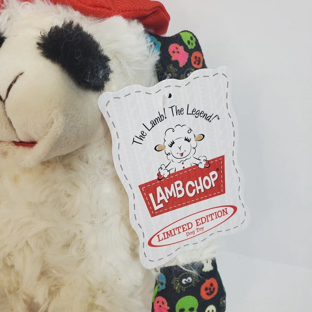 Multipet Lamb Chop‎ Halloween Squeaker Plush Dog Toy Witch Red Hat NEW